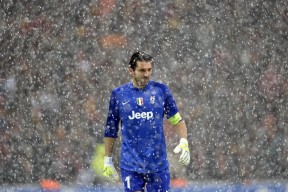 开云体育下载-东契奇让比赛提前失去悬念，火箭险胜奇才