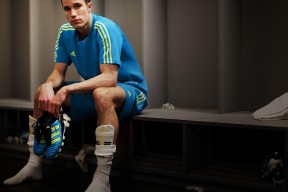 开云APP-马丁内利一箭定江山，墨西哥轻取背后的足球哲学革命