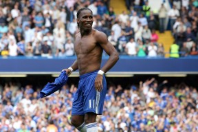 开云体育官网-福克斯个人能力完全展现，湖人火力压制魔术