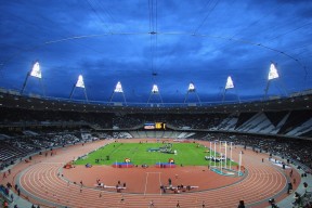 开云体育官方网站-戈贝尔持续制造杀伤，尼克斯淘汰山西队，当法式铁塔成为中式拆墙锤